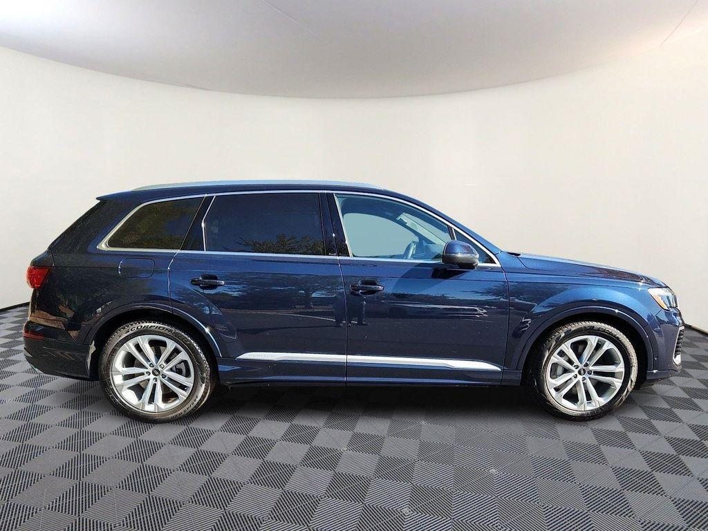 used 2025 Audi Q7 car, priced at $60,657