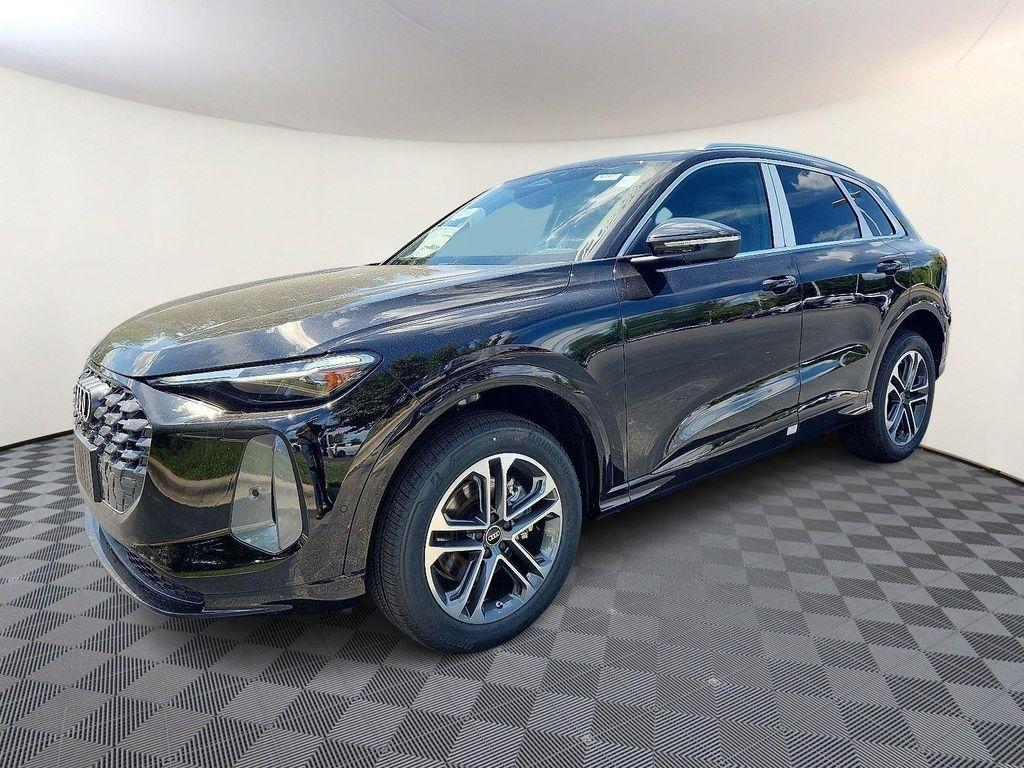 new 2025 Audi Q5 car, priced at $61,240