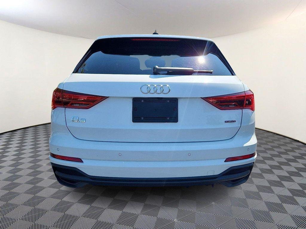 new 2025 Audi Q3 car, priced at $41,965