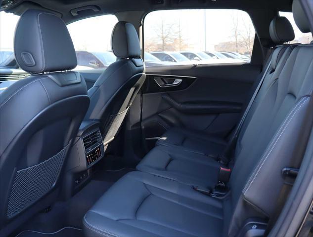 new 2025 Audi Q7 car, priced at $74,150