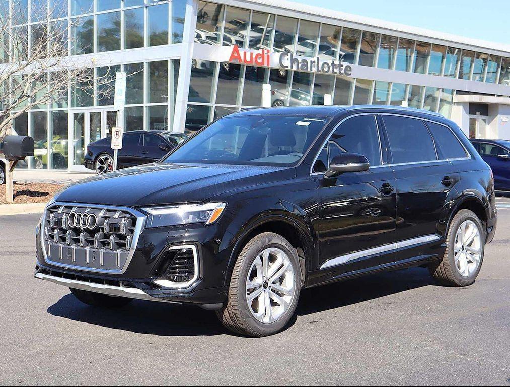 new 2025 Audi Q7 car, priced at $75,505