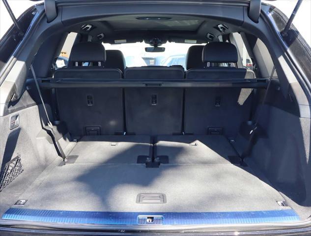 new 2025 Audi Q7 car, priced at $74,150