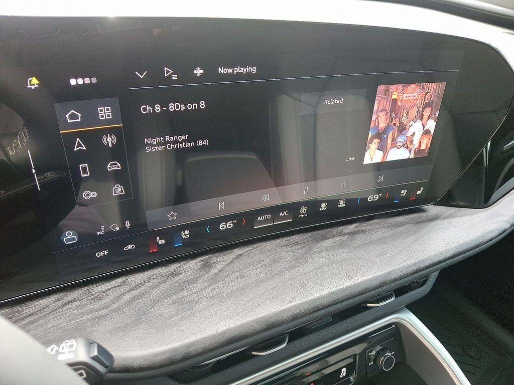 new 2025 Audi Q5 car, priced at $61,300
