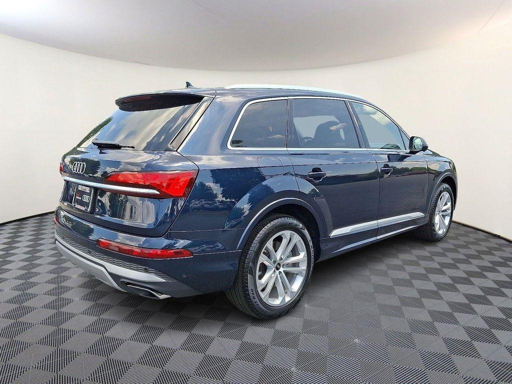 used 2025 Audi Q7 car, priced at $52,097