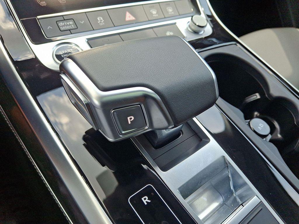 used 2025 Audi Q7 car, priced at $57,488