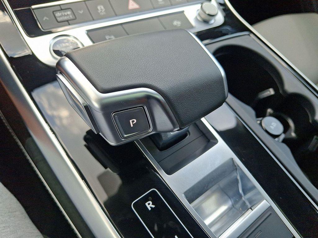 used 2025 Audi Q7 car, priced at $57,488