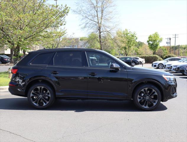 new 2025 Audi Q7 car, priced at $75,590