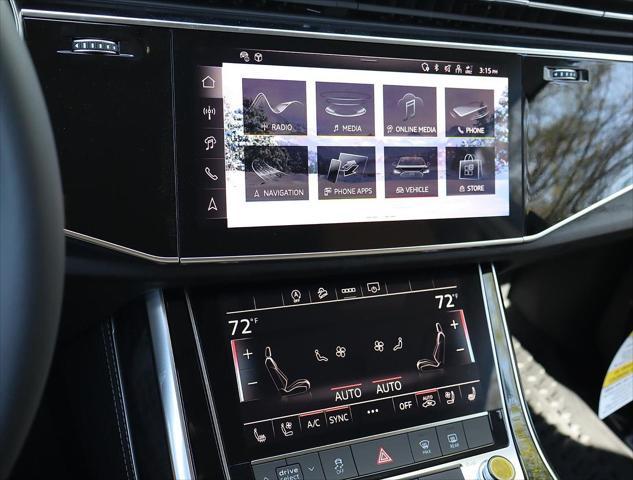 new 2025 Audi Q7 car, priced at $74,090