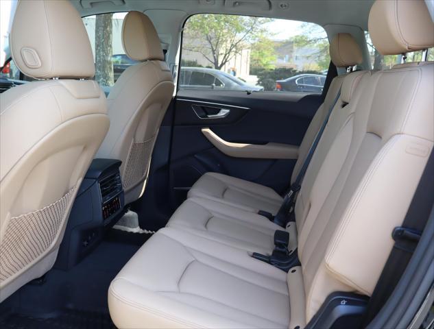 new 2025 Audi Q7 car, priced at $75,590
