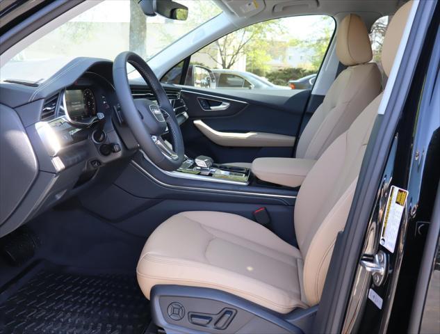 new 2025 Audi Q7 car, priced at $75,590