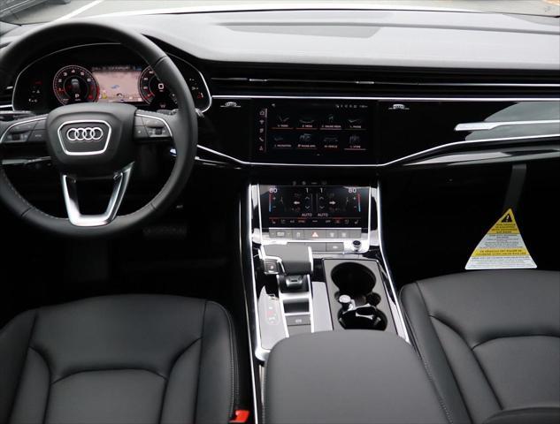 new 2025 Audi Q7 car, priced at $70,955
