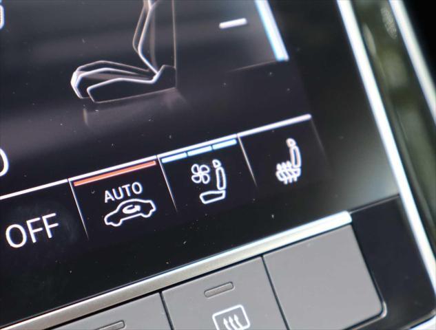 new 2025 Audi Q7 car, priced at $74,155