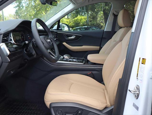 new 2025 Audi Q7 car, priced at $72,655