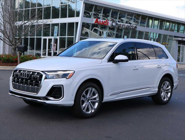 new 2025 Audi Q7 car, priced at $75,655