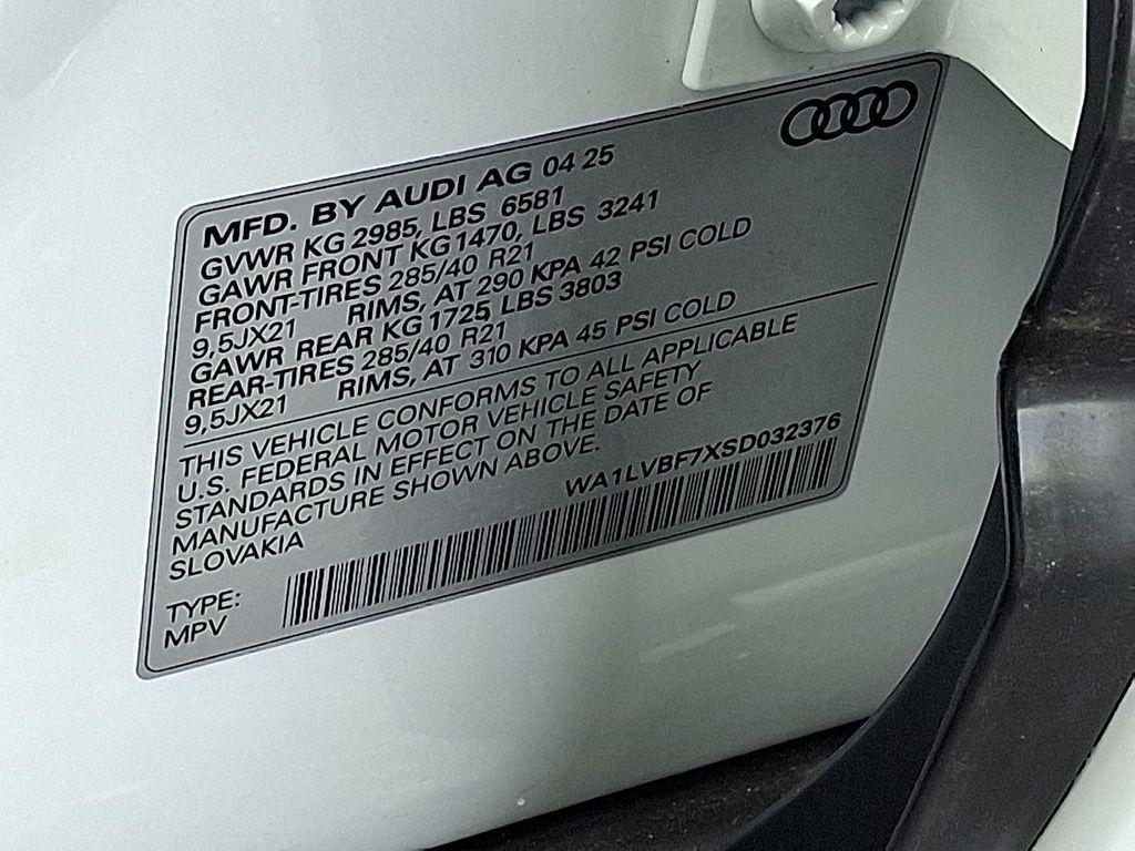 new 2025 Audi Q7 car, priced at $71,950