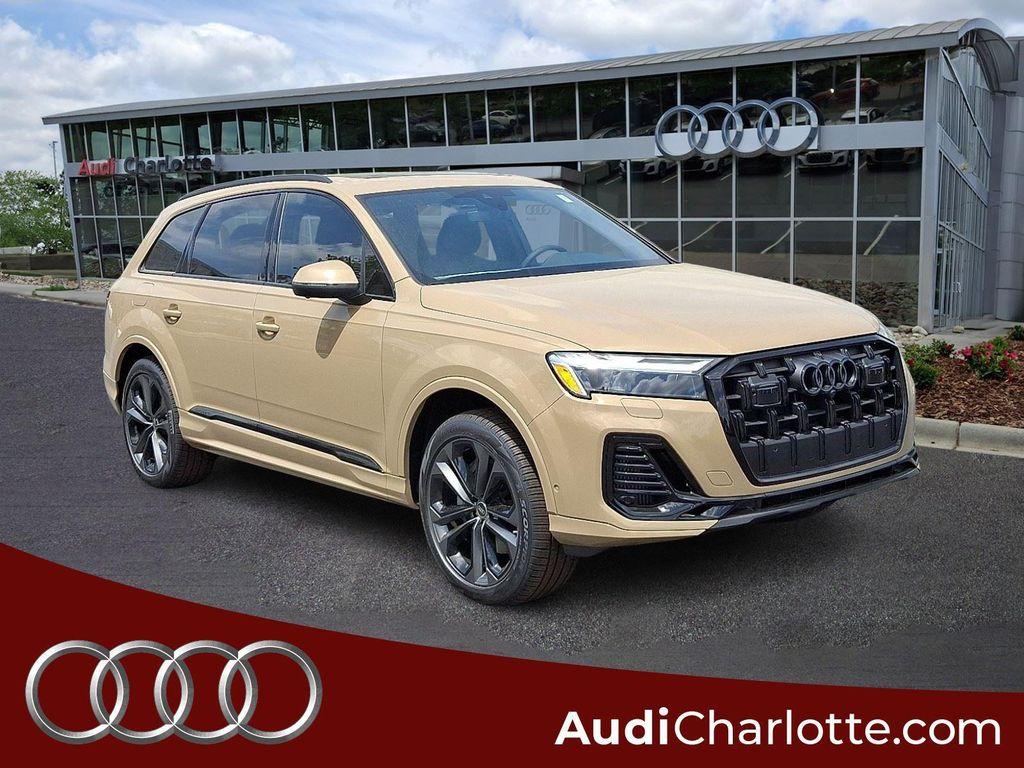 new 2025 Audi Q7 car, priced at $72,470