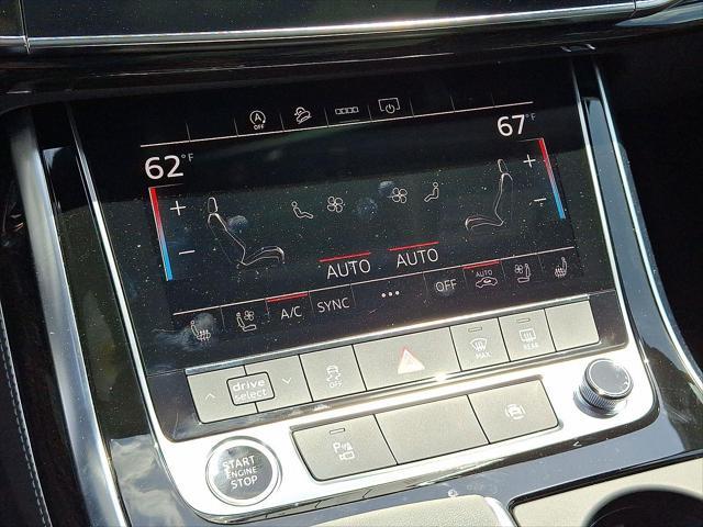 new 2025 Audi Q7 car, priced at $74,970