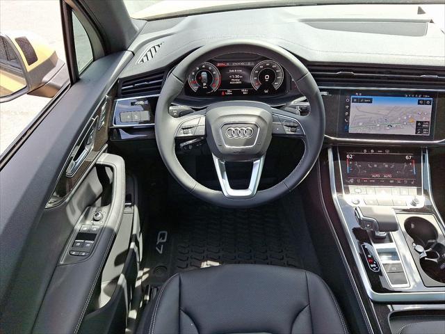 new 2025 Audi Q7 car, priced at $74,970