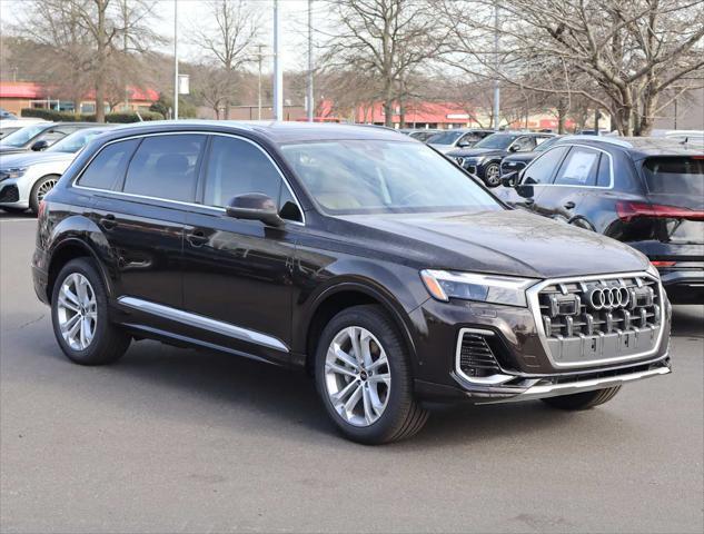 new 2025 Audi Q7 car, priced at $75,780