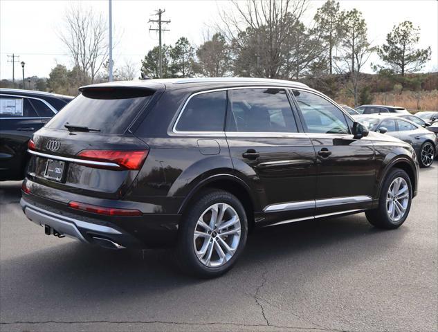 new 2025 Audi Q7 car, priced at $75,780