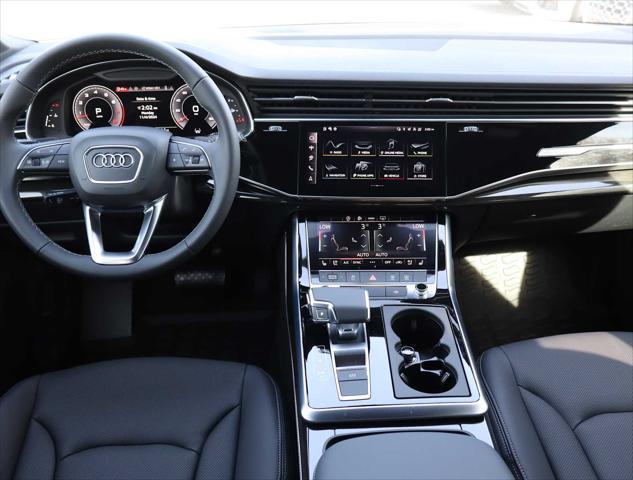 new 2025 Audi Q7 car, priced at $75,800