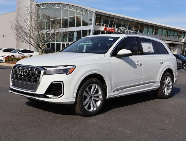 new 2025 Audi Q7 car, priced at $75,800