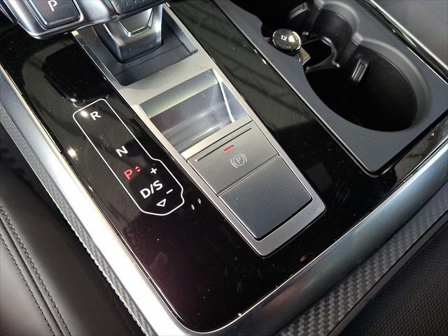 new 2025 Audi SQ7 car, priced at $102,120