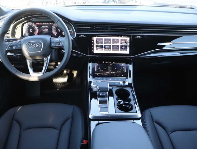 new 2025 Audi Q7 car, priced at $64,600