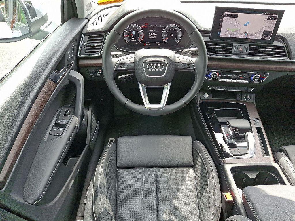 used 2025 Audi Q5 car, priced at $50,987