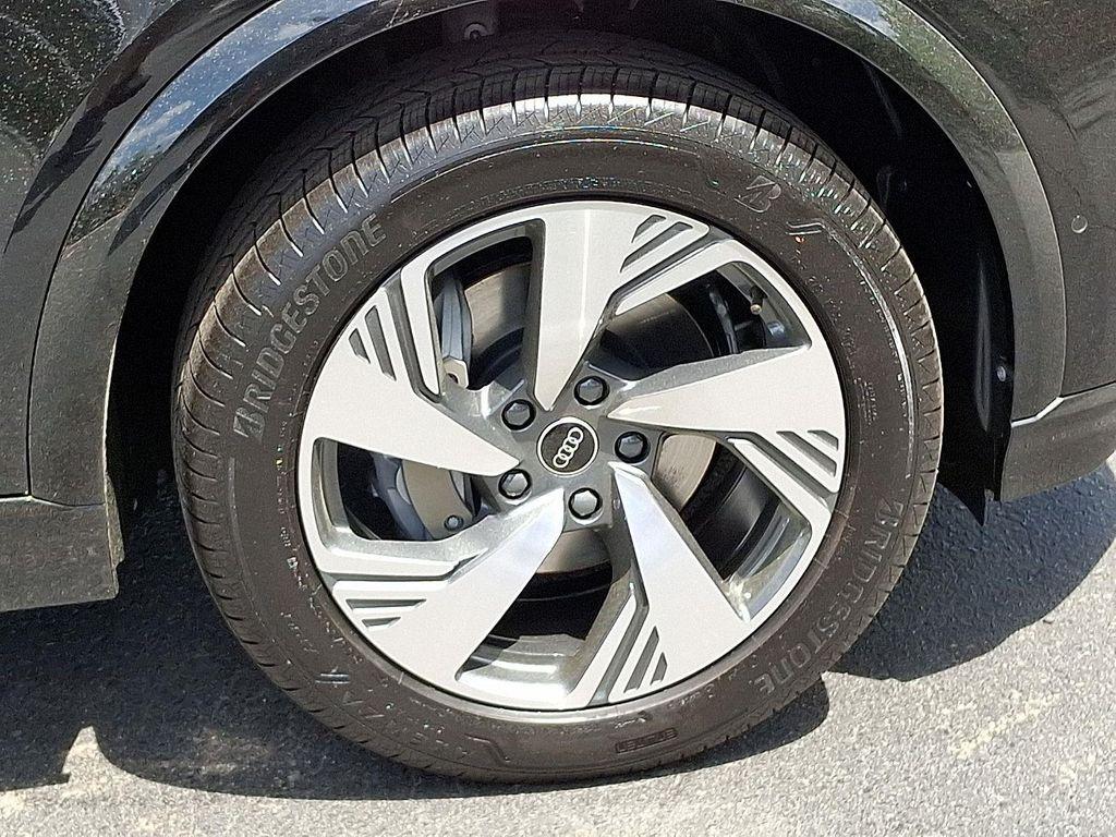new 2025 Audi Q6 e-tron car, priced at $68,340