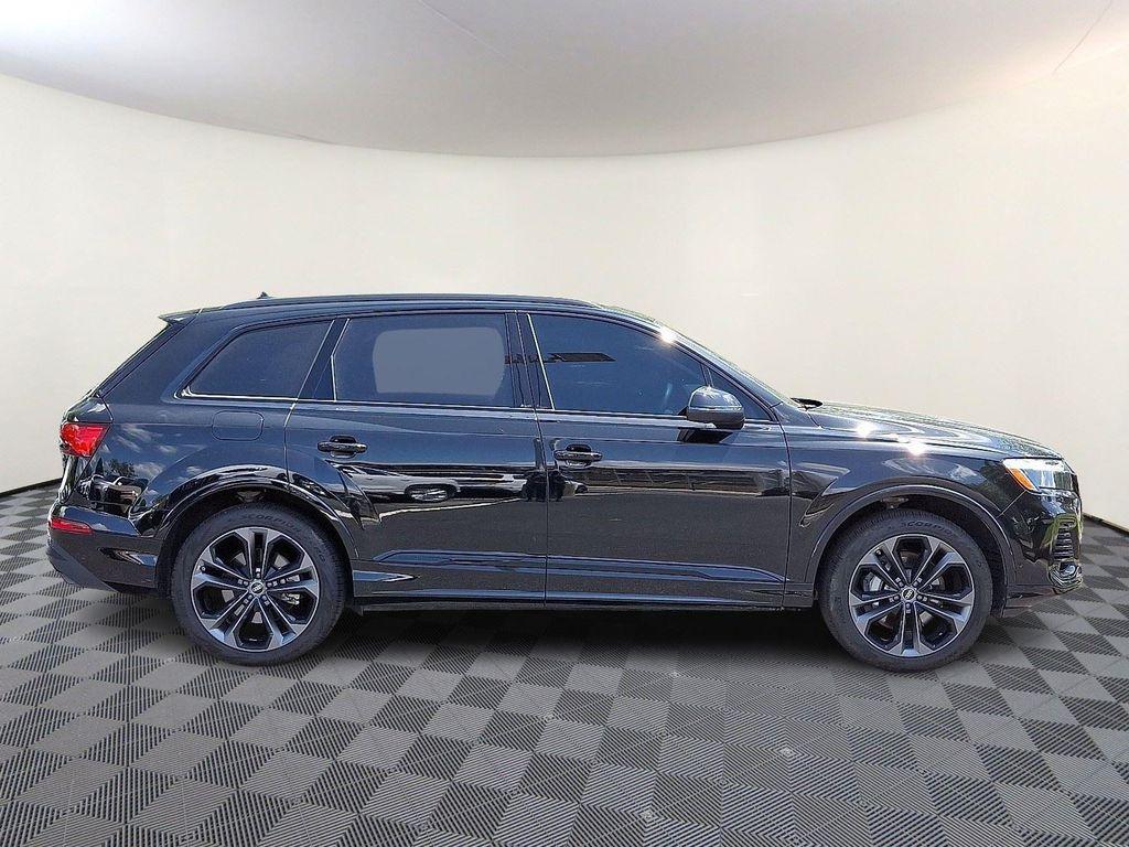 used 2025 Audi Q7 car, priced at $61,477