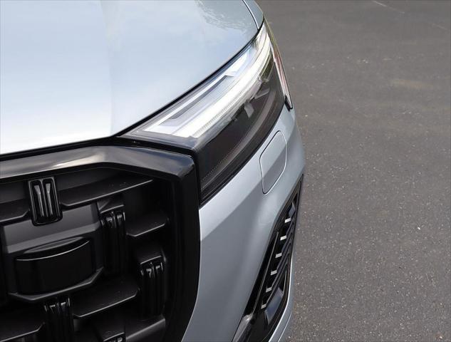 new 2025 Audi Q7 car, priced at $74,970