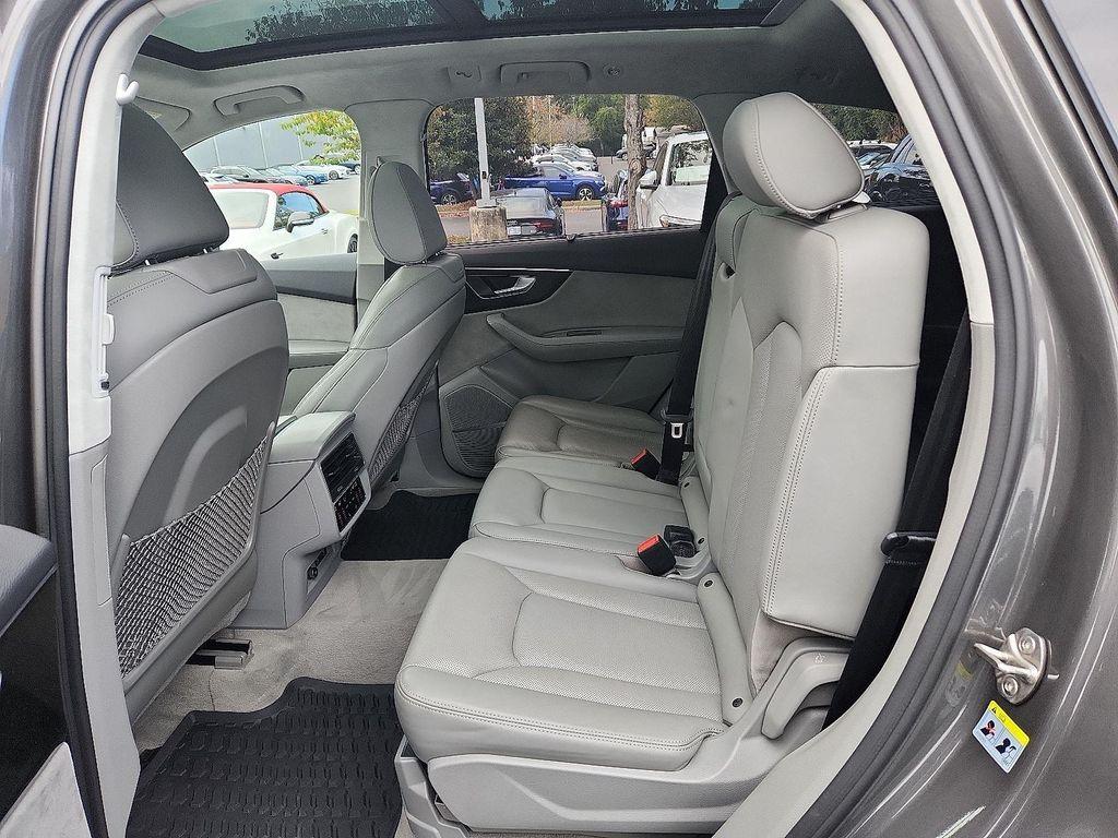 used 2021 Audi Q7 car, priced at $31,528