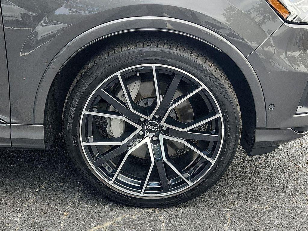 used 2021 Audi Q7 car, priced at $31,528