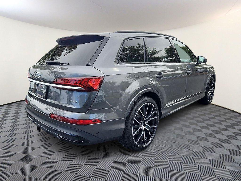 used 2021 Audi Q7 car, priced at $31,528