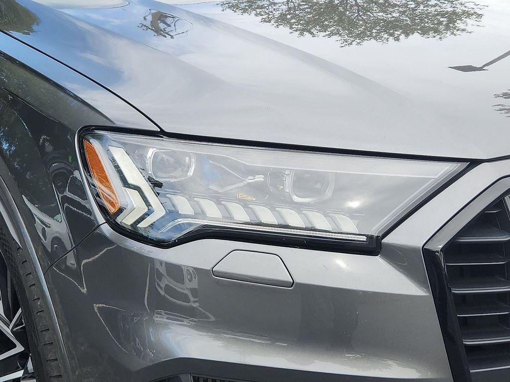 used 2021 Audi Q7 car, priced at $31,528
