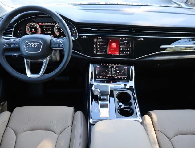 new 2025 Audi Q7 car, priced at $81,710