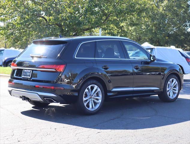 new 2025 Audi Q7 car, priced at $81,710