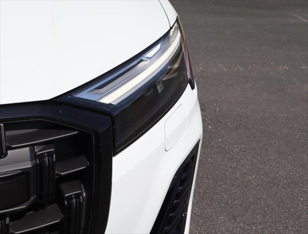 new 2025 Audi Q7 car, priced at $76,250