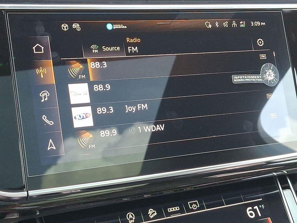 new 2025 Audi Q7 car, priced at $70,175