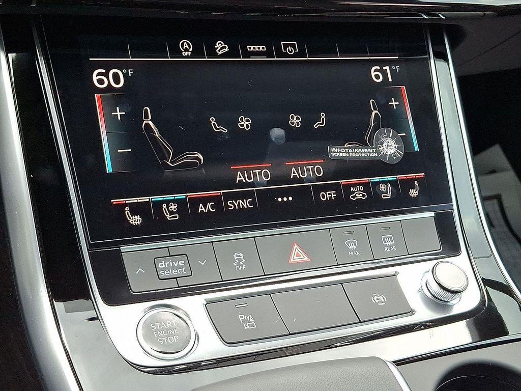 new 2025 Audi Q7 car, priced at $70,175