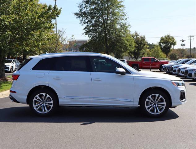 new 2025 Audi Q7 car, priced at $71,655