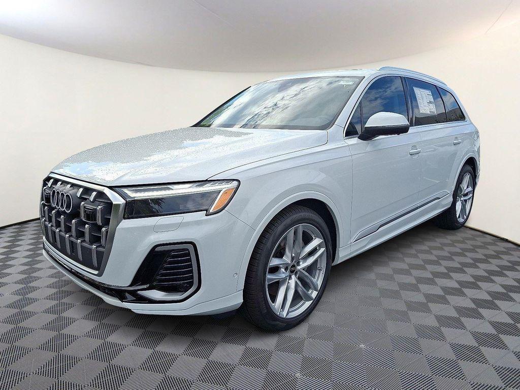 new 2025 Audi Q7 car, priced at $71,070