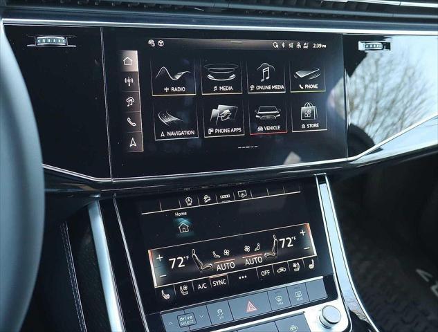 new 2025 Audi Q7 car, priced at $74,750