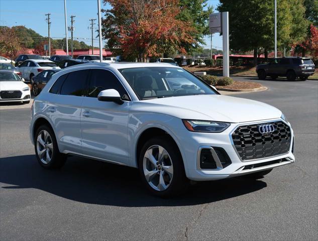 new 2025 Audi Q5 car, priced at $58,085