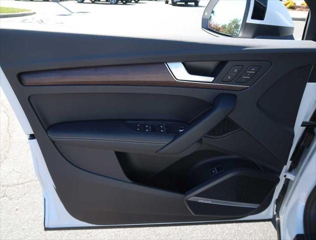 new 2025 Audi Q5 car, priced at $55,085