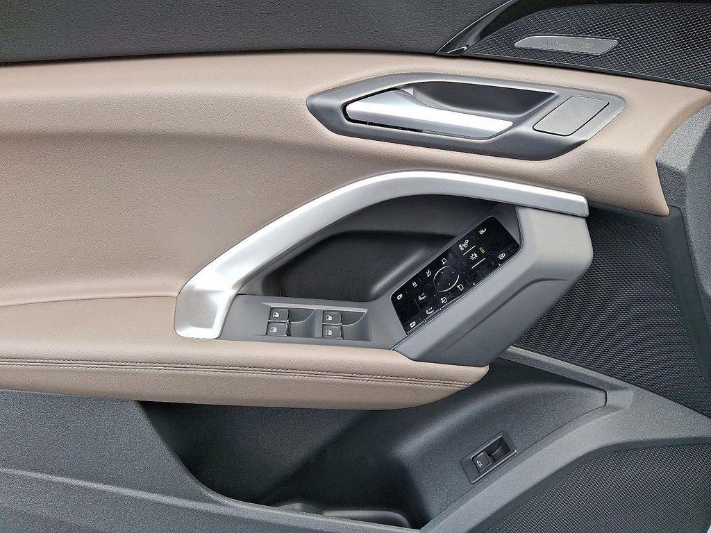 new 2025 Audi Q5 car, priced at $61,950