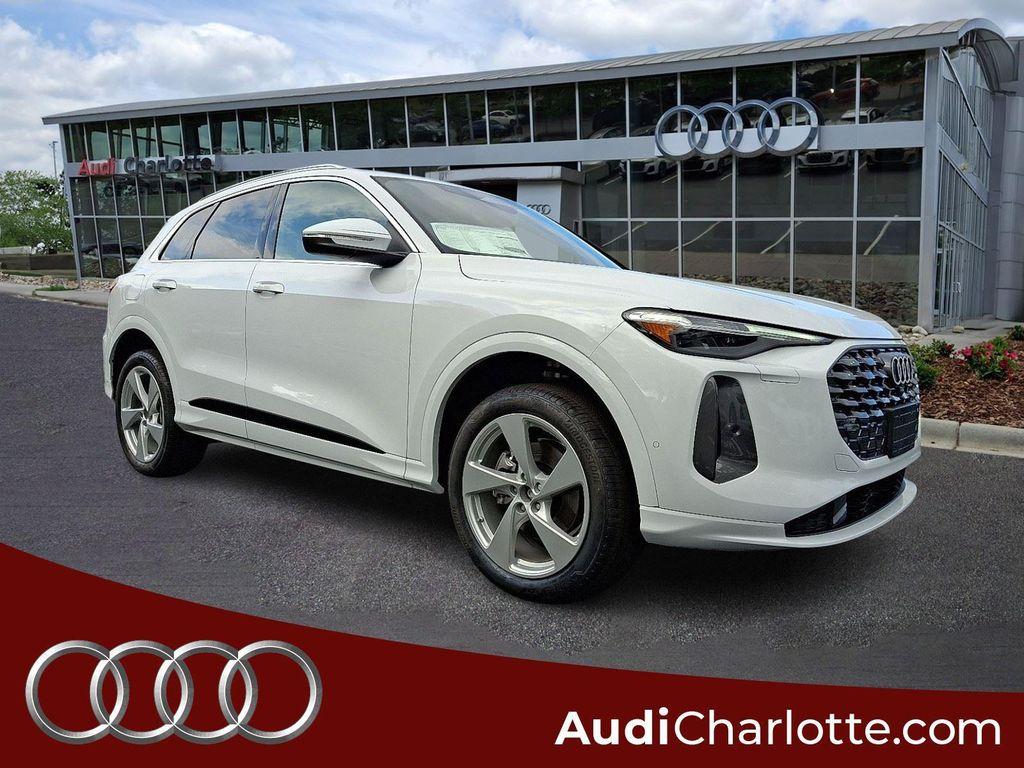 new 2025 Audi Q5 car, priced at $61,950