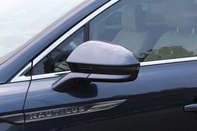 used 2022 Lincoln Nautilus car, priced at $37,978