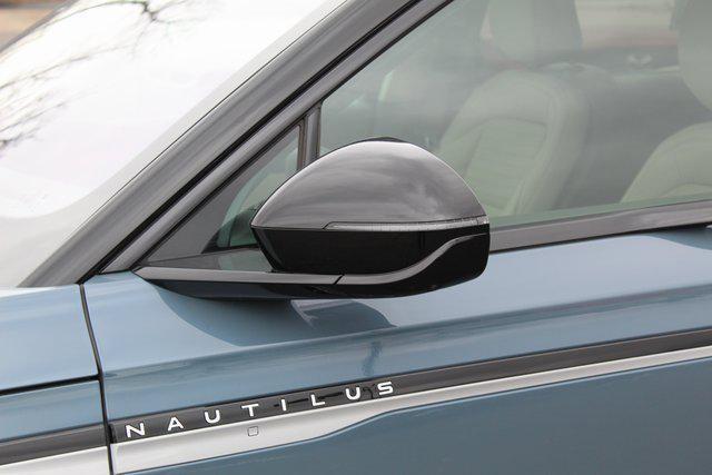 new 2025 Lincoln Nautilus car, priced at $58,204